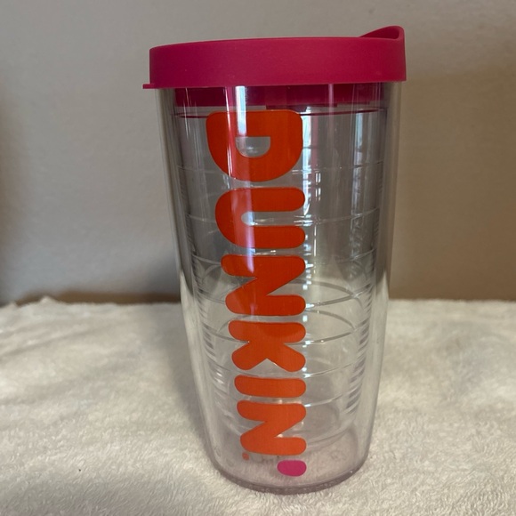 Dunkin' Donuts Tervis Brand Plastic Travel Cup with Pink Lid 16 fl. oz. NEW - Picture 1 of 8